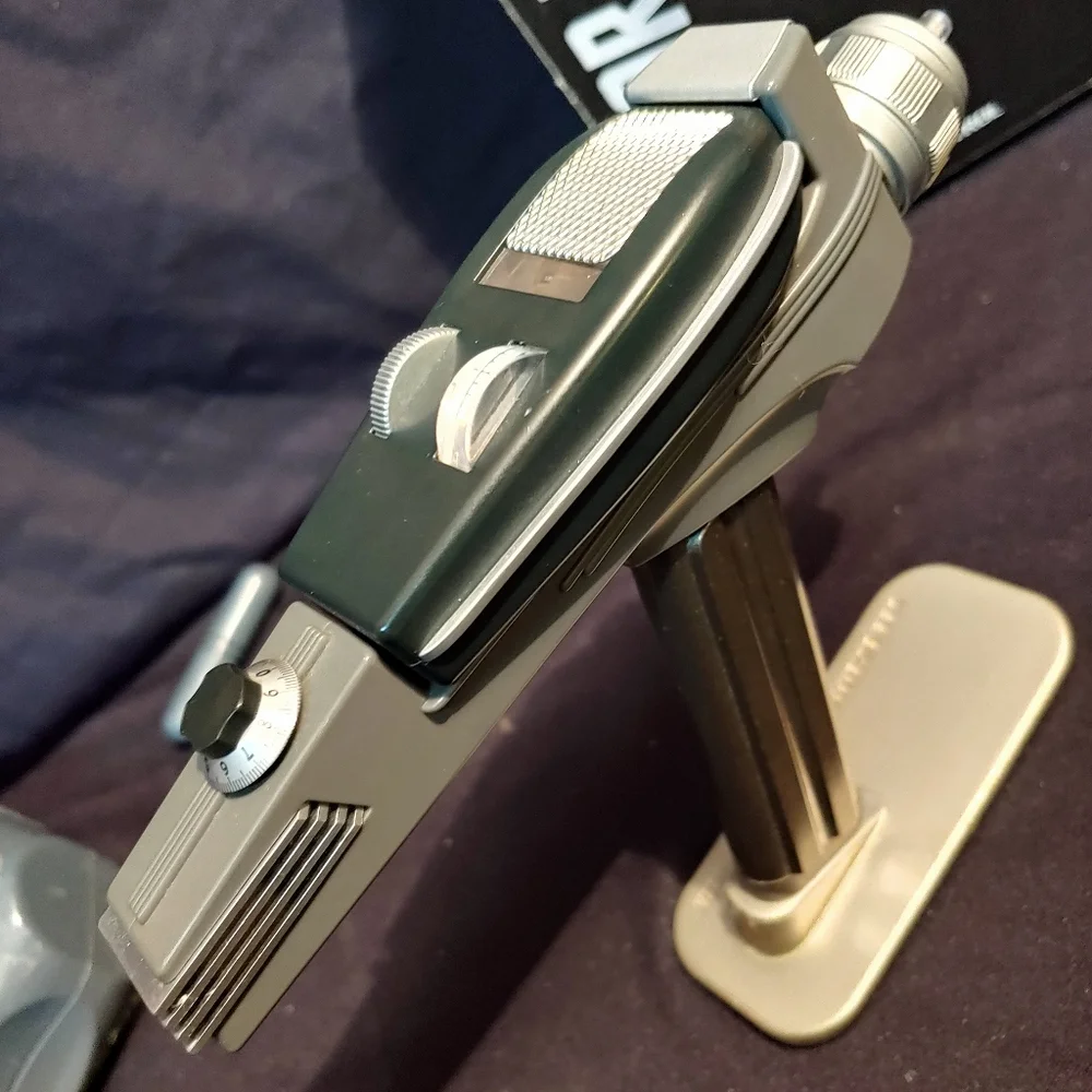 COPY - PHASER ORIGINAL SERIES THE WAND COMPANY REMOTE CONTROL - Picture 14 of 17